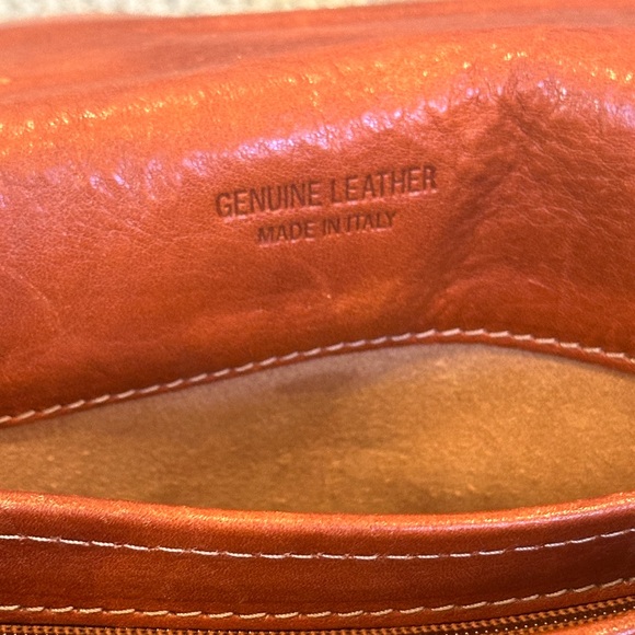 Italian Leather Crossbody Purse — Accordion-Style Small Satchel w Pockets - Picture 6 of 10